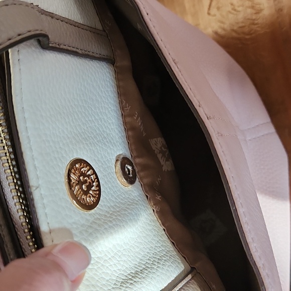 Anne Klein bucket pink and cream bag - Picture 13 of 15